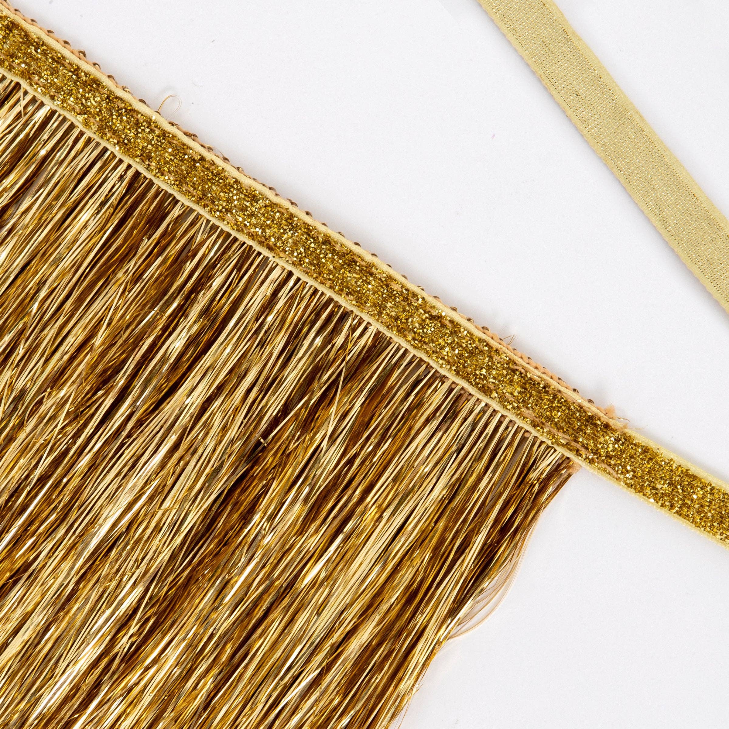 Meri Meri – wholesale Bunting/garland – Gold Tinsel Fringe Garland1