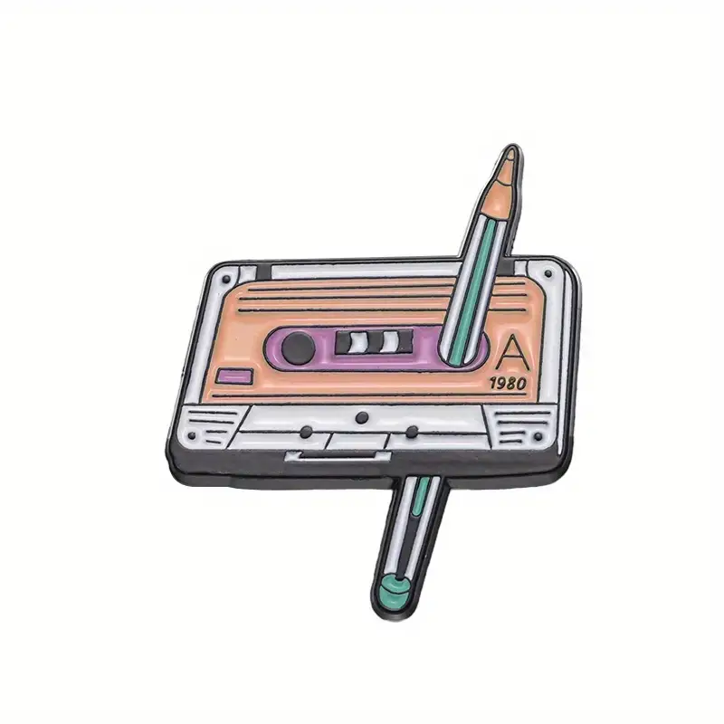 Magnifique Hearts - Wholesale Lapel Pin/Button - Vintage retro lapel pin, Enamel badge mix cassette tape Pin1