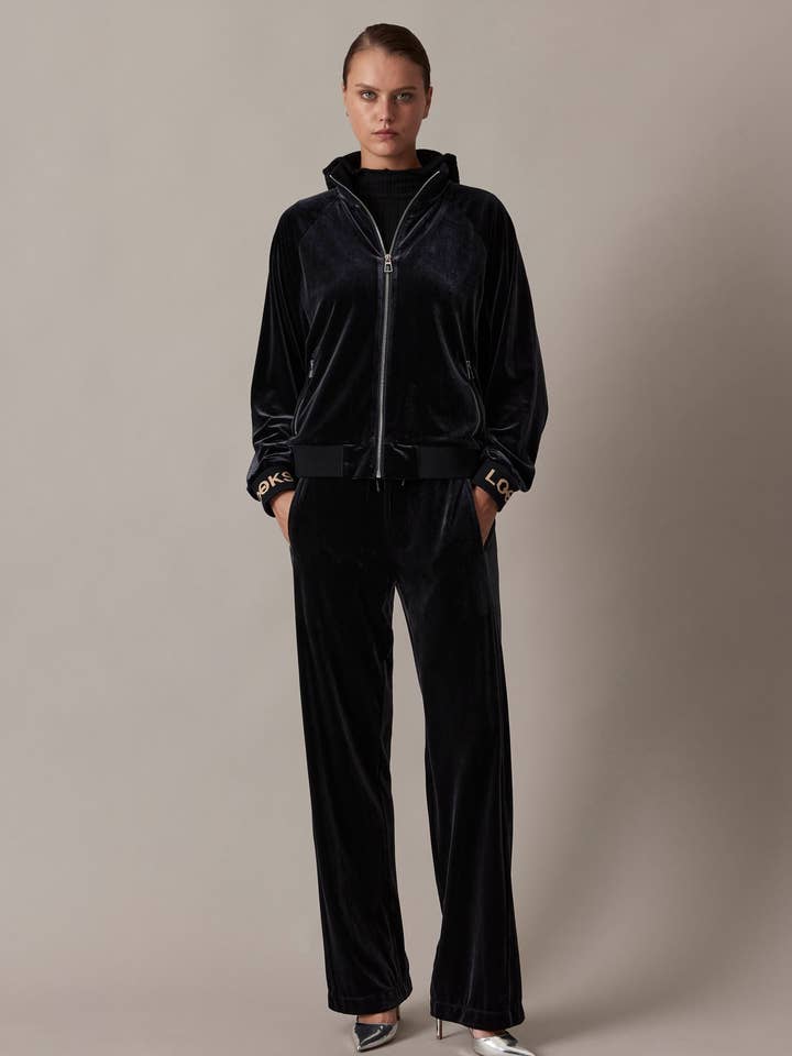 Pantalon en velours pour femme pour la vente par Looks By Wolfgang Joop