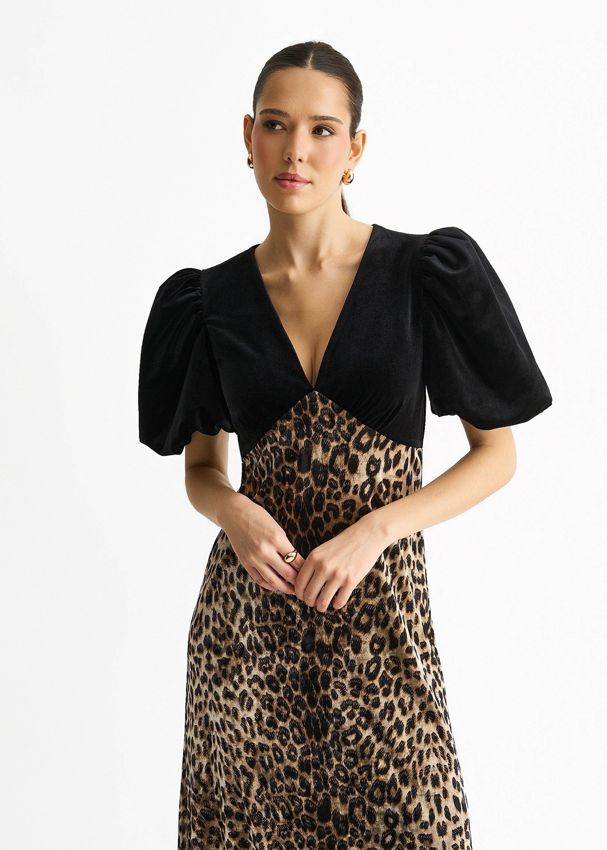 GINI LONDON - Wholesale Dress - Women's - Black Animal Velvet Contrast Top Occasion Midi Dress2