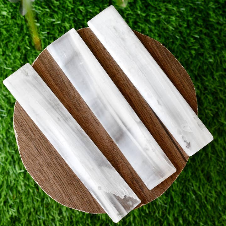 Soothing Crystals - Wholesale Crystal Charging Plate - 6inches Selenite Charging Plate, Plain Selenite Slab1