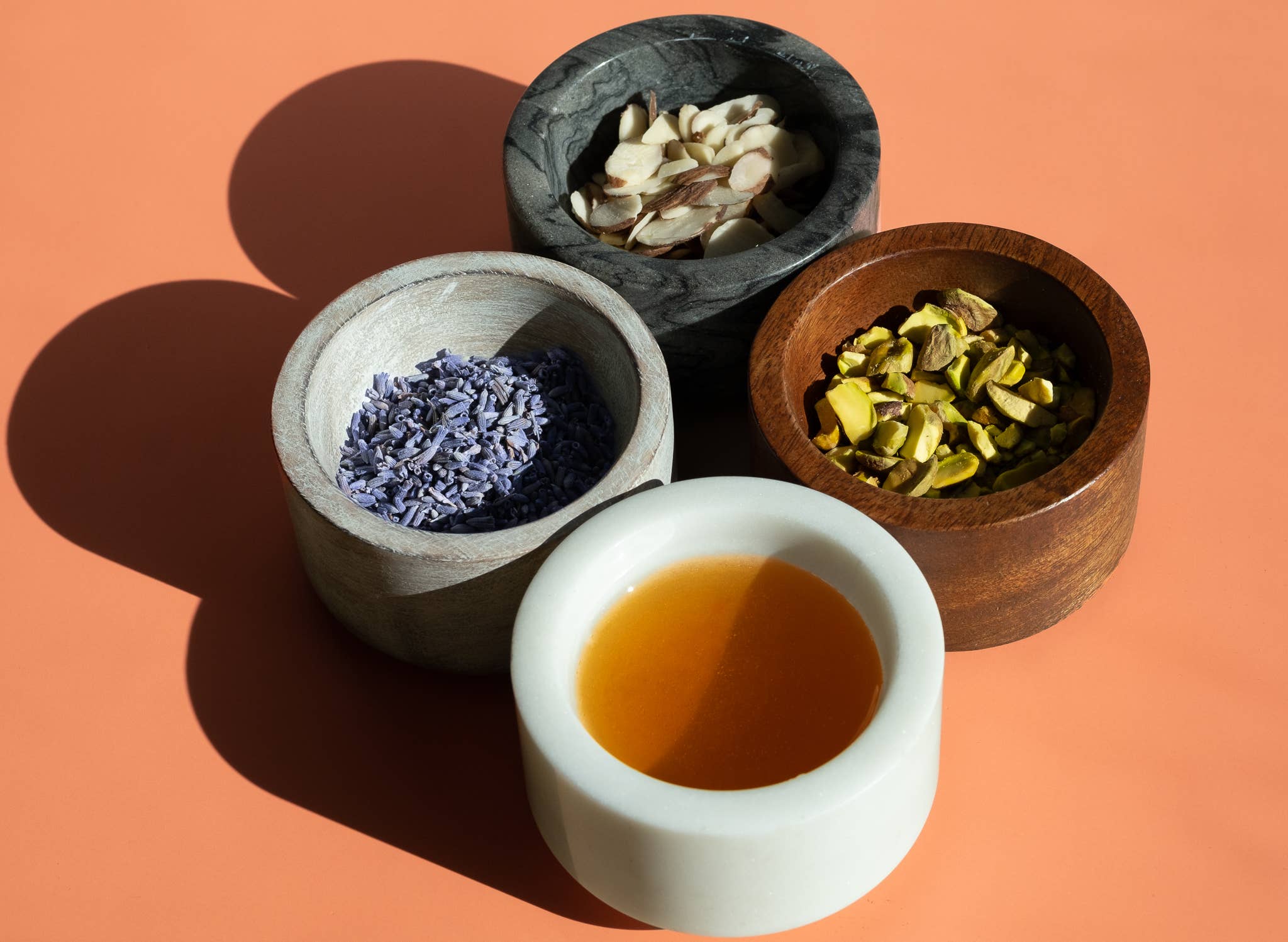 Made Market Co. – Tábua de queijos por atacado – Conjunto de mini placa de mármore e madeira9