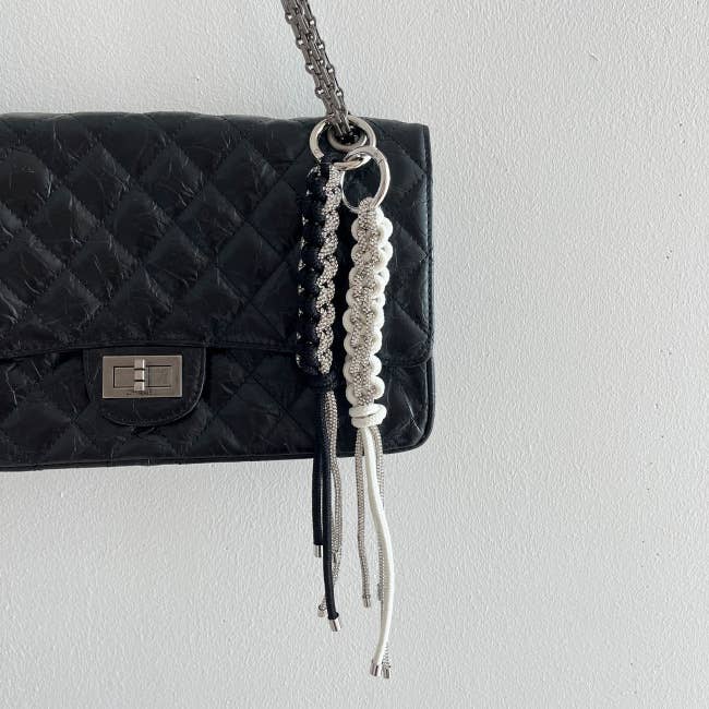 MOND HAUS - Vente Porte-clés – unisexe - Porte-clés Meow | Breloque kitsch Y2K en corde tressée éblouissante9