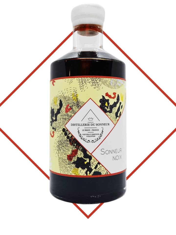 Walnut aperitif - Sonneur Noix for wholesale by Distillerie du Sonneur