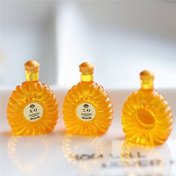 FurDecoration - Wholesale Decorative Tabletop Object - DIY Miniature Bottle Pendant Simulation4