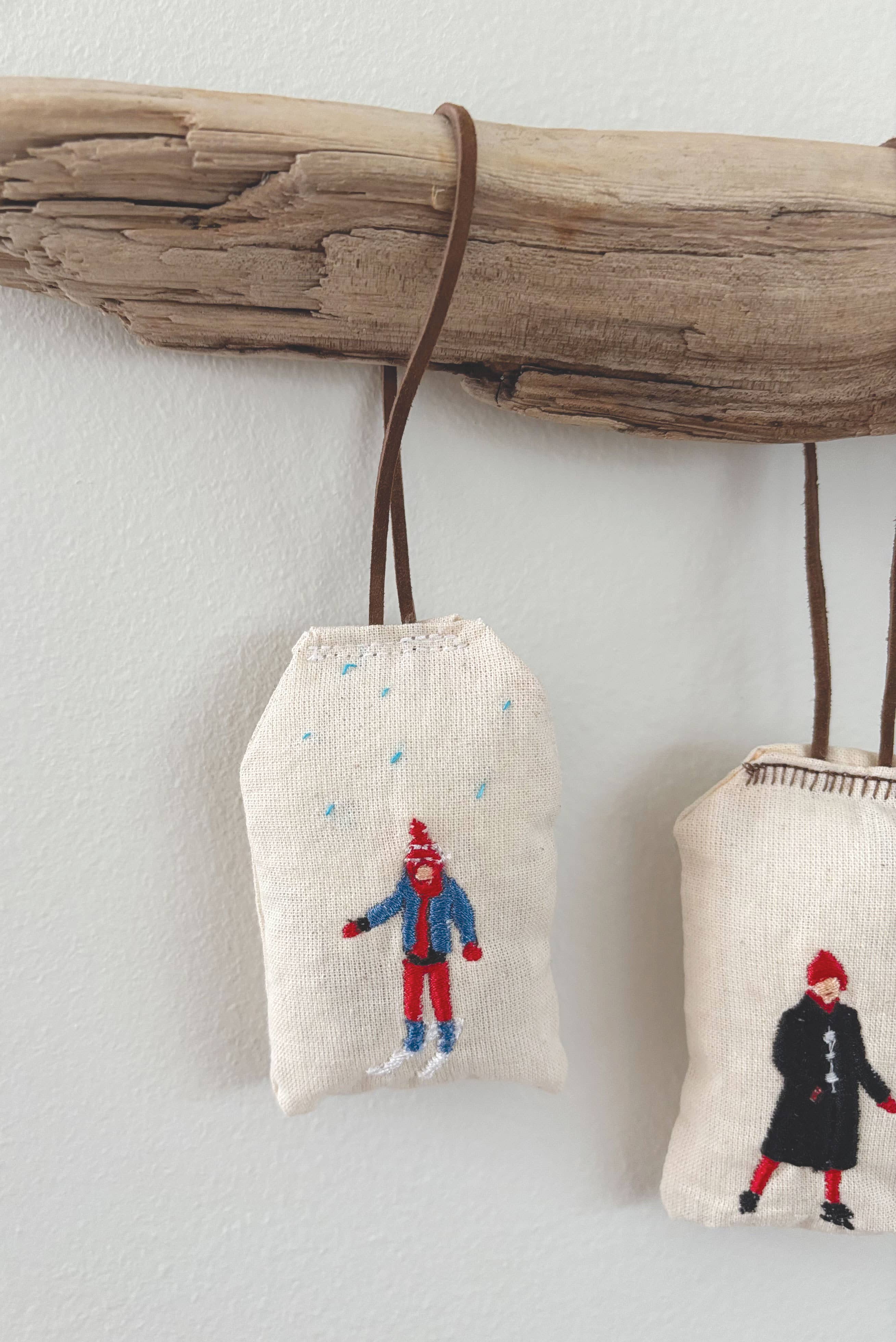 Saturna Outdoor Research - Wholesale Ornament - Kid Skiing Ornament  (Assorted Colors)2