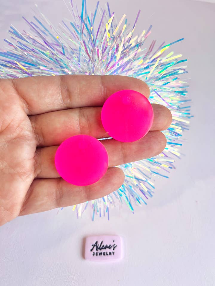 Kreis-Studs für den Großhandel von Ailene’s Jewelry Bakery