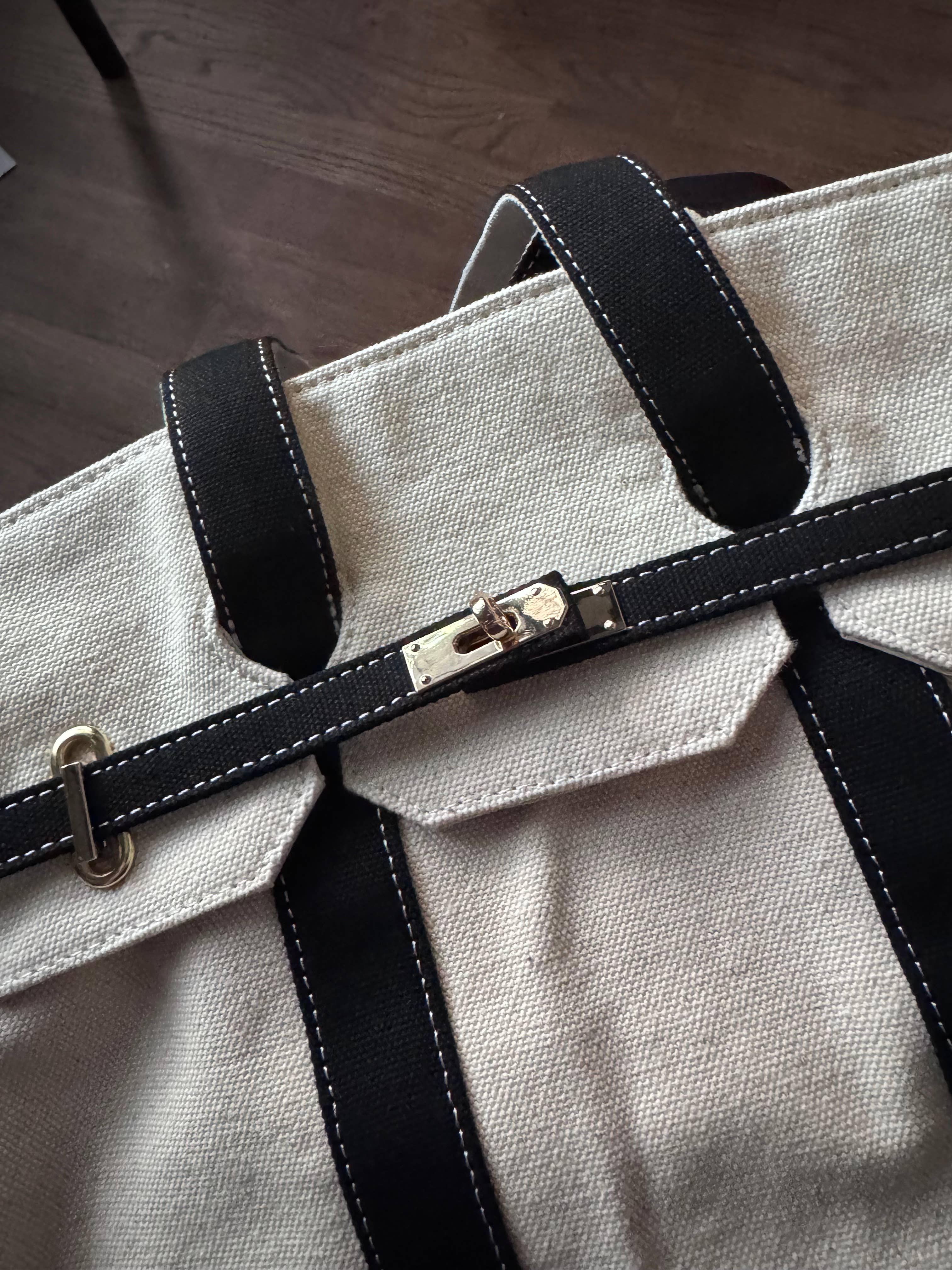 Gameday Luxe - Wholesale Tote Bag - Women's - The Luxe Signature Tote- Long Strap1