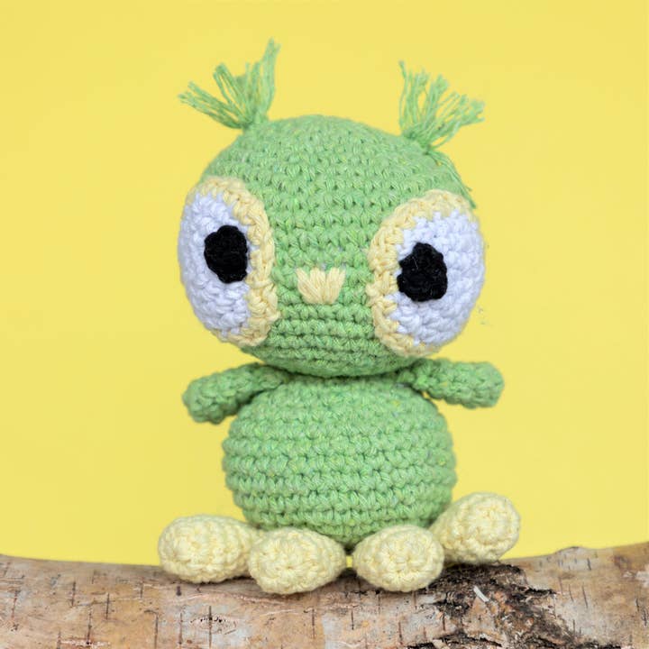 Hoooked Yarns - Wholesale Knitting/Crochet Supplies - DIY Crochet Kit Owl Tommy