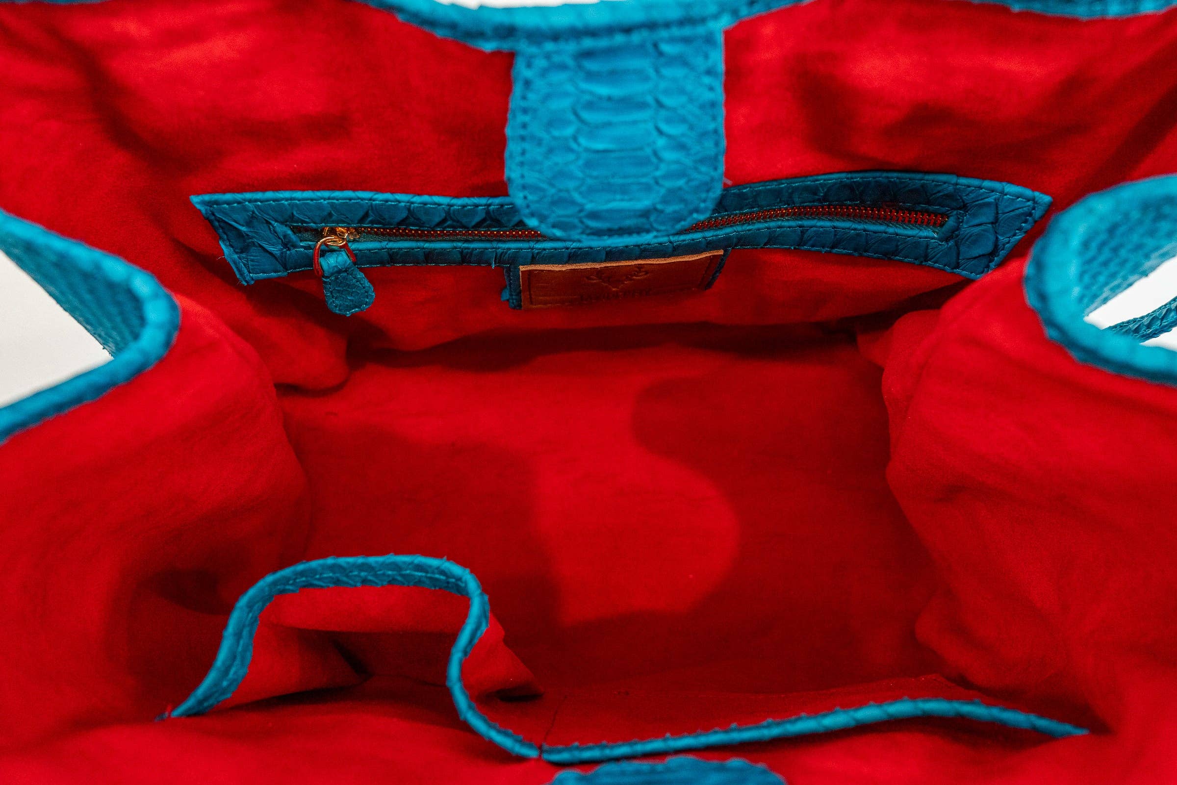 Taxidermy - Wholesale Tote Bag - Women's - Python Liz Traveler Tote18