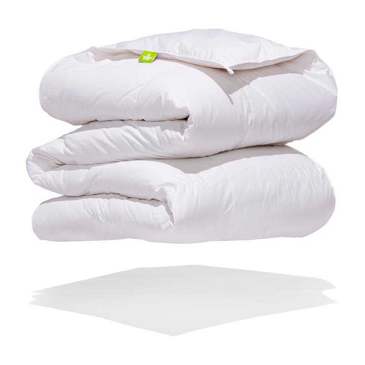 Canadian Down & Feather Company - Wholesale Duvet Cover - 700 Loft Canadian Hutterite White Down Duvet2