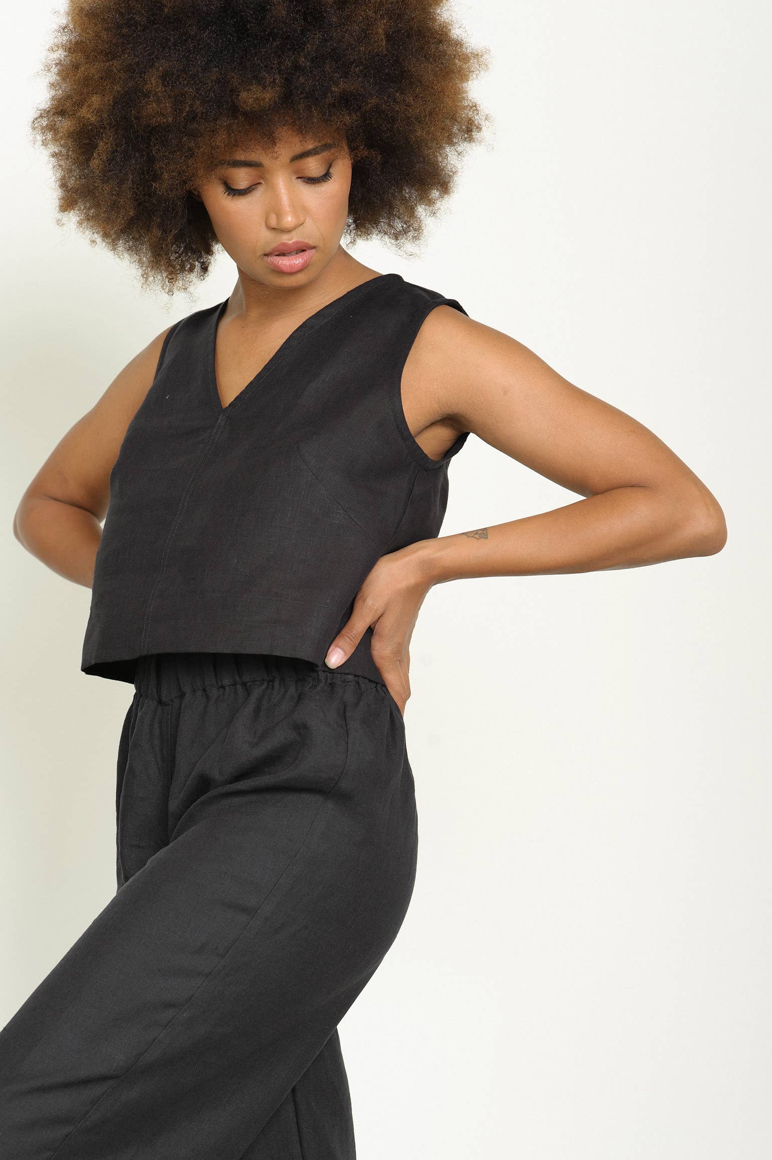 Alloa Casale - Wholesale Blouse - Women's - Rita Crop Top4