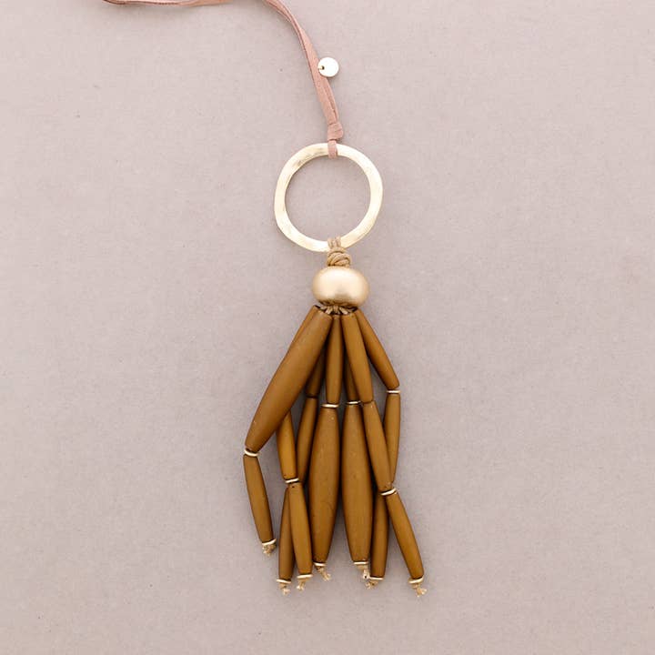 Sonata - Wholesale Beaded/Pearl Necklace - Long Necklace Pendant Metal Ring with Resin Beads1