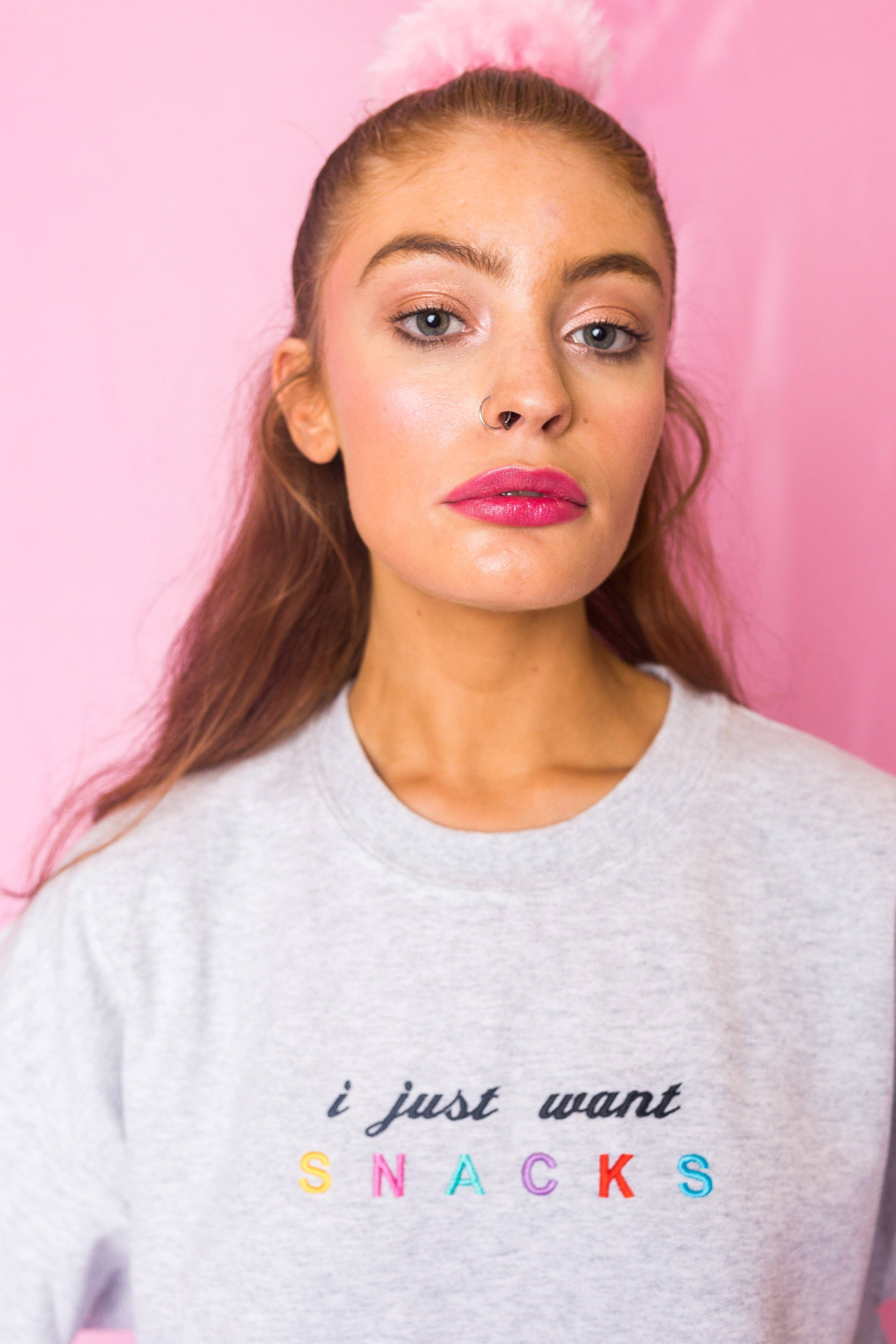 Limpet Store - Vente Sweat-shirt – femme - Sweat-shirt brodé « I Just Want Snacks »5