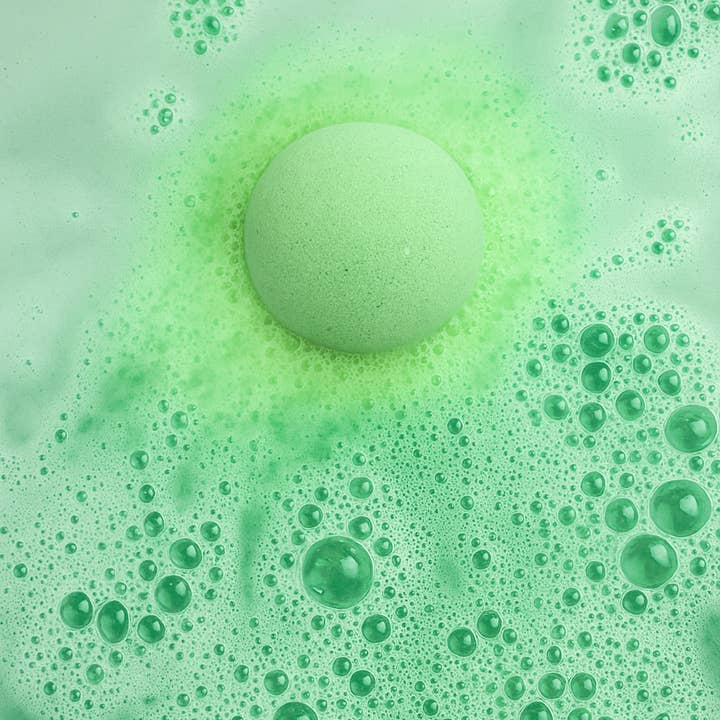 The Sun & My Soul Bath Bomb Soak Wellness Gifts - Wholesale Bath bomb/fizz - Happy Holidays Christmas Bath Bomb⎜Relaxing Self Care Gift1