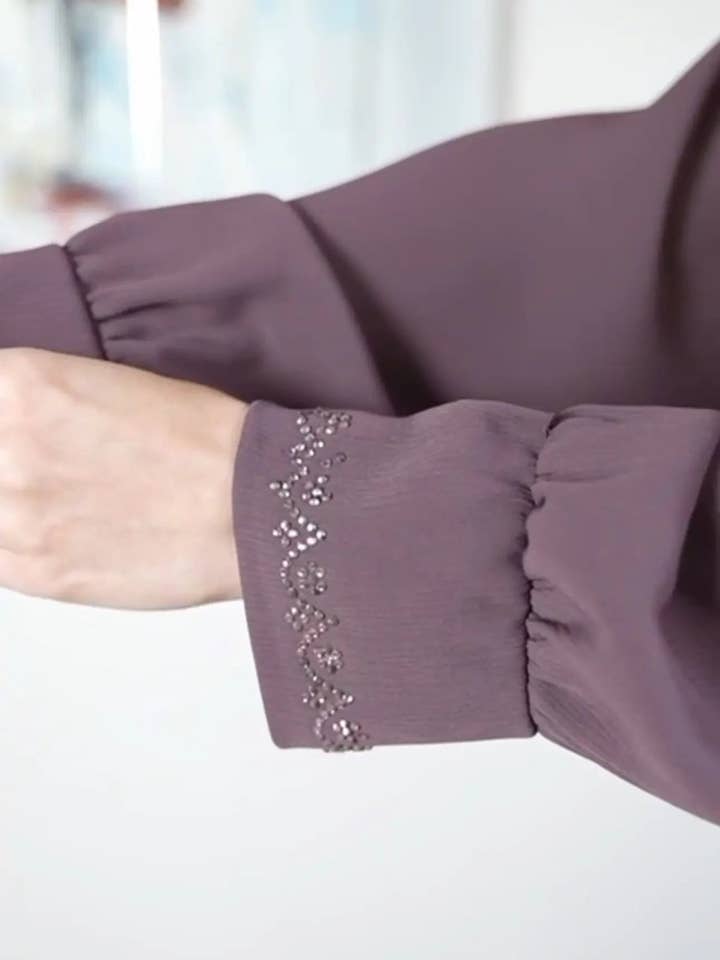 Palestinian Elegance - Wholesale Kaftan - Women's - Modesty Abaya: Stylish Comfort and Modest Coverage7