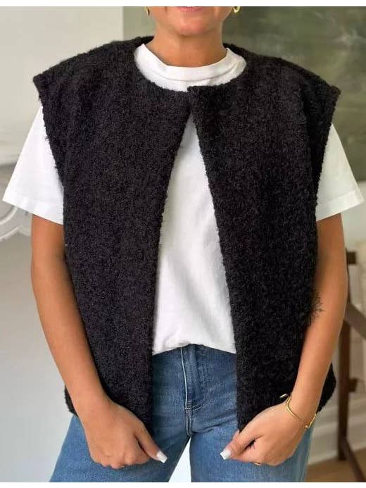 ESTEE BROWN - Wholesale Blazer - Women's - Sleeveless fur jacket - 8719