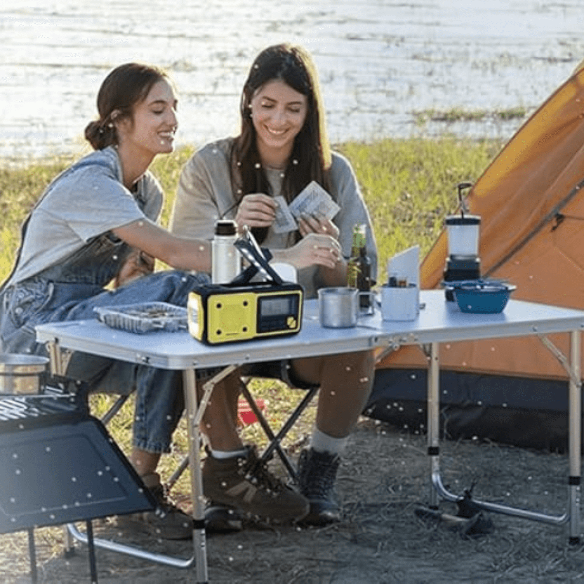 JupiterGear Home - Wholesale Portable Charger - Emerson Emergency AM/FM Radio with Weather Band & Flashlight11