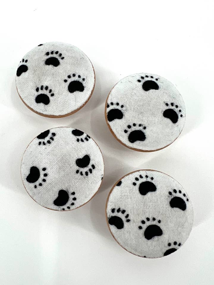 Set di 4 pomelli per cassetti impronte di zampa per la vendita all'ingrosso da parte di Rusty Canvas