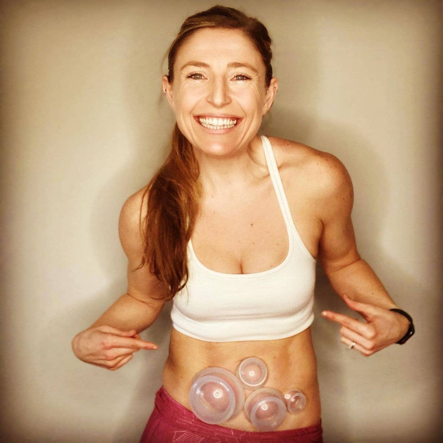 Lure Essentials - Vente Sets de ventouses pour le corps - Ensemble de ventouses EDGE™ transparentes, 8 pièces (2 grandes, 2 moyennes, 4 petites)1