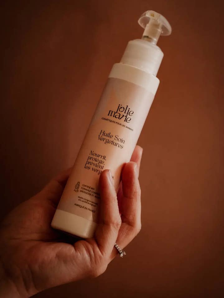 Verzorgende Olie voor Striemen | Voedt en Voorkomt Strepen | J'olie Marie voor wholesale door J'olie Marie