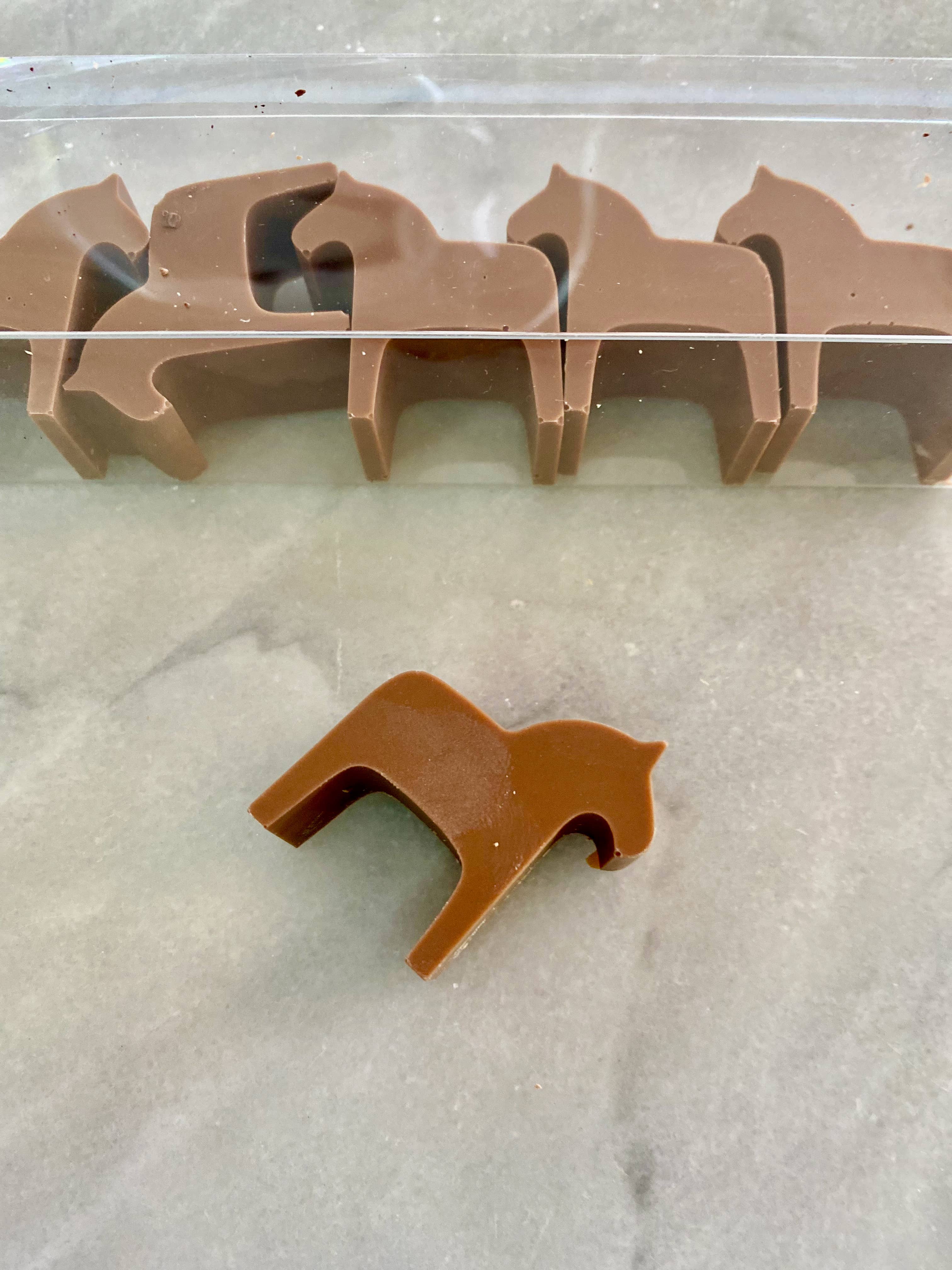 Nantasket Sweets By Swedes - Wholesale Chocolate - Swedish Dala Horses Chocolate Box 5/box9