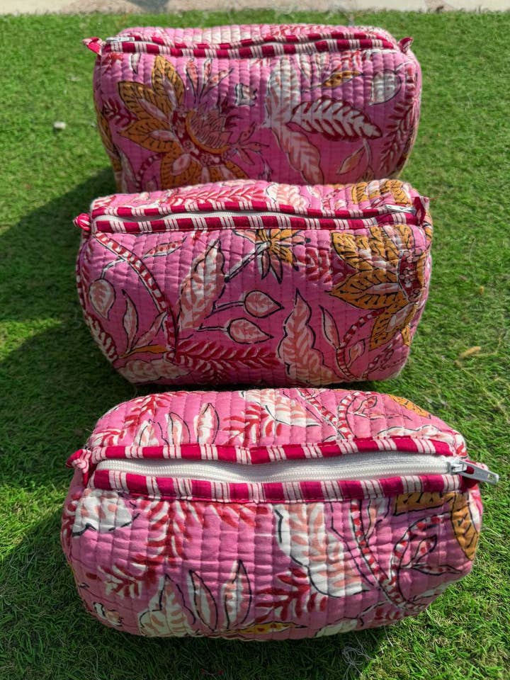 Rosa bomullsväska quiltad blommönstrad väska smink kosmetikväska för wholesale av Bhawana Handicrafts