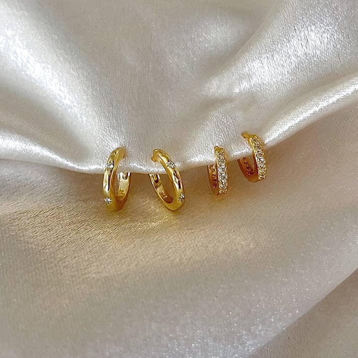 Celestial Huggie Hoopset voor wholesale door XO Hanalei