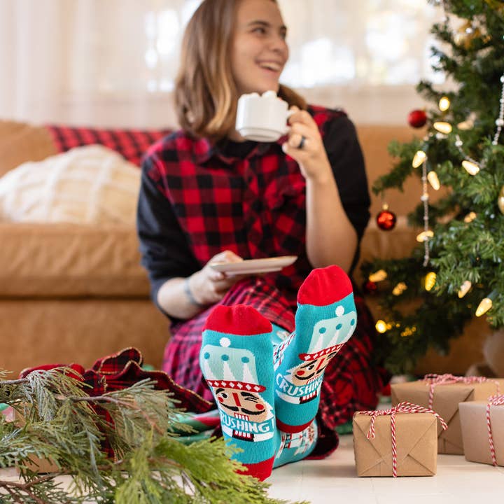 Lavley - Wholesale Socks - Unisex - Crushing It Nutcracker Christmas Socks7