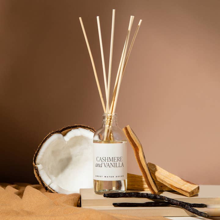 Sweet Water Decor - Wholesale Reed Diffuser - Cashmere and Vanilla Clear Reed Diffuser- Gifts, Home Decor