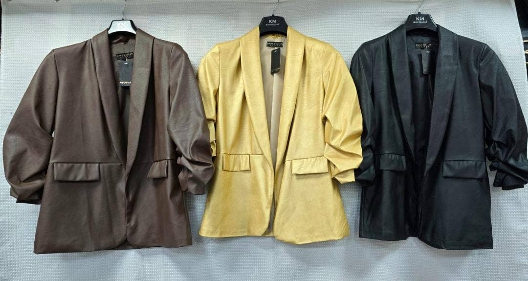 Kurt Muller – wholesale Blazer – Women's – Vegan Leather Look Matte Ruched Sleeve Blazer5