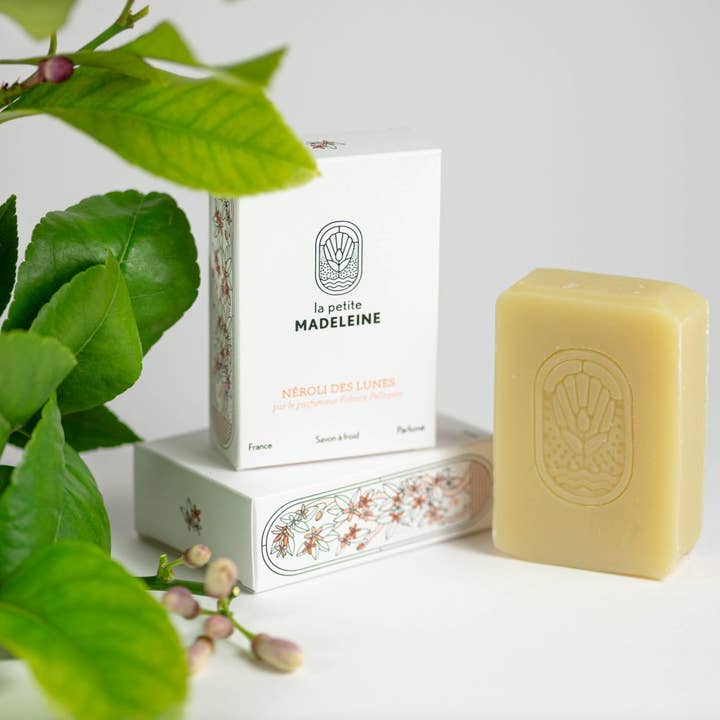 Neroli of the moons - Scented soap (100g) for wholesale by La Petite Madeleine