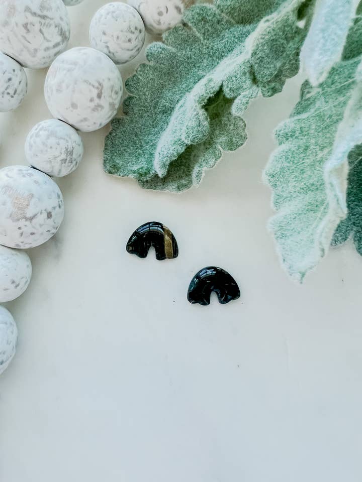 Borchia ad arco nera per la vendita all'ingrosso da parte di Taylor Toms Designs