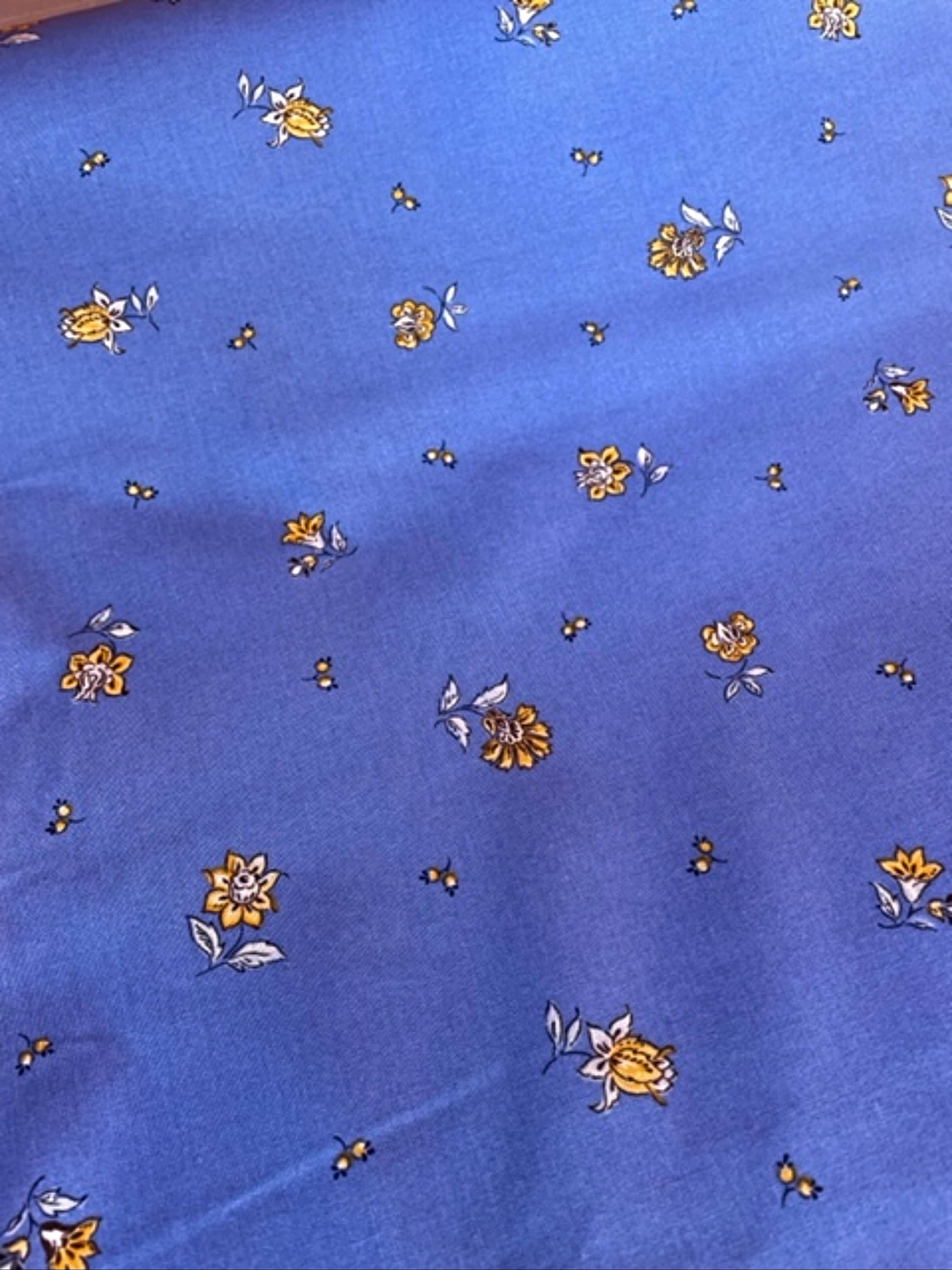 La Maisonnette – wholesale Tygrulle – Fransk tyg röd eller blå Provence Petit Flower 64" tum0