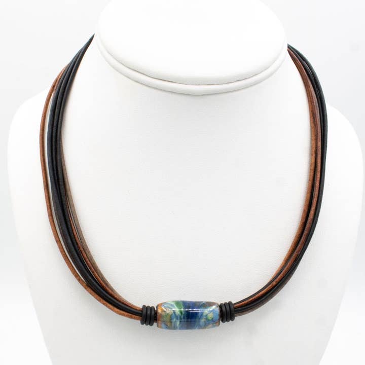 BS River halsketting voor wholesale door Montana Leather Designs