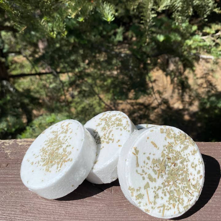 Wax Apothecary - Wholesale Bath Bomb/Fizz - Silver-Dollar Eucalyptus Botanical Bath Bomb4