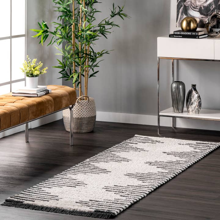 Beige Morgan Contemporary Shag Fringe Area Rug for wholesale on Faire8