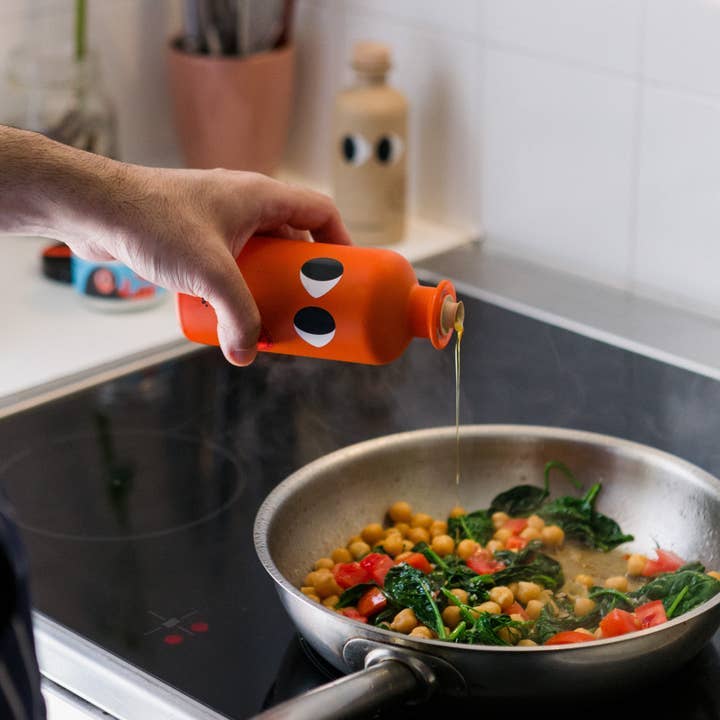 Yiayia and Friends US - Wholesale Olive Oil - Extra Virgin Olive Oil With Chili2