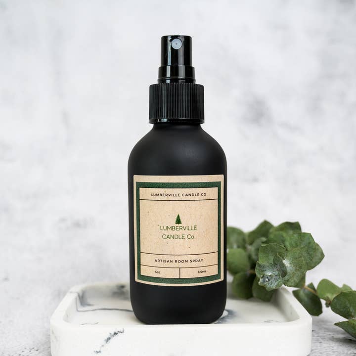 Doftspray för rum, linnespray, kroppsspray för wholesale av Lumberville Candle Co.