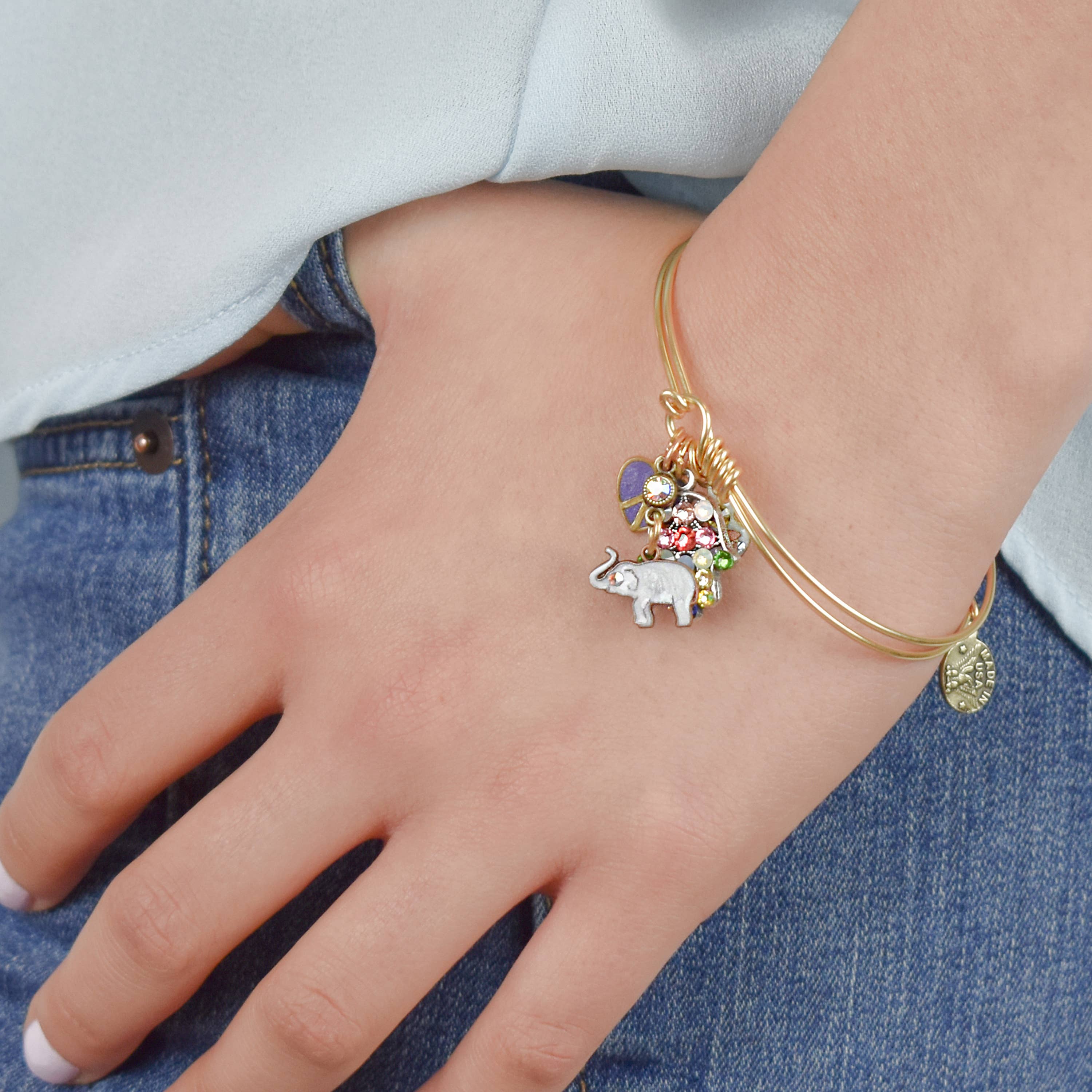 Anne Koplik Designs, Inc. - Vendita all'ingrosso Braccialetto con ciondolo/pendente - Braccialetto con ciondolo Jumble in cristallo «Good Fortune»1