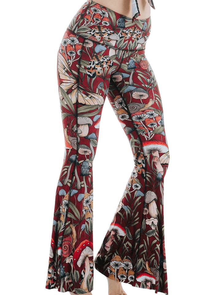 Bas de cloche imprimé Fun Gal pour la vente par Yoga Democracy