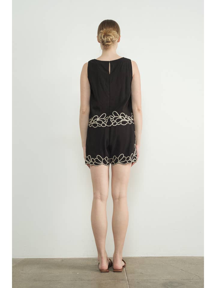 Aaron & Amber - Wholesale Shorts - Women's - MAP3230 EMBROIDERED HEM ELASTIC WAIST SHORTS8