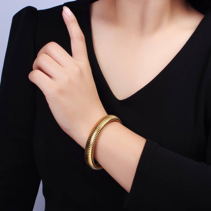 Aim Eternal - Wholesale Bangle Bracelet - Bold Gold Flex sturdy bangle Bracelet Women Waterproof