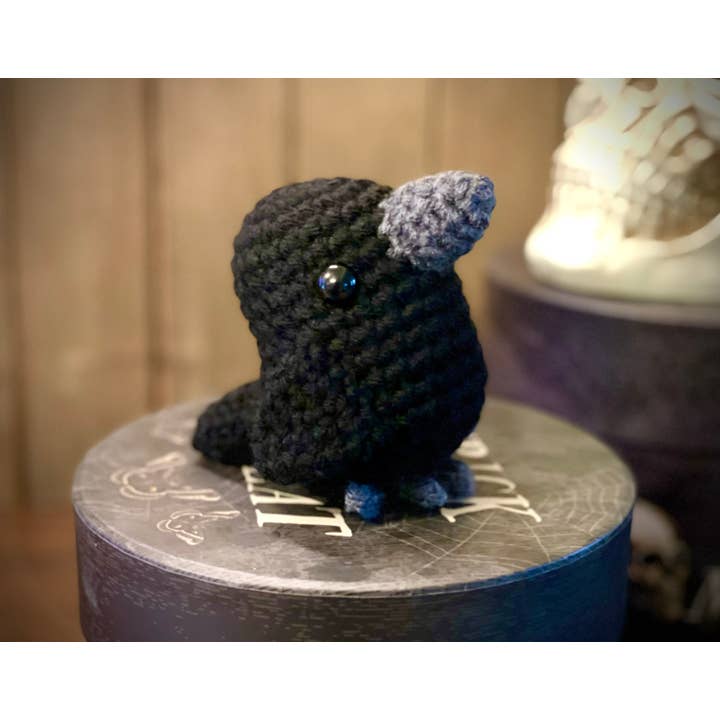 TOMOPOD LLC - Vente Décorations de table - Corbeau en peluche au crochet, cadeau gothique pour la fête des pères, décoration d'intérieur