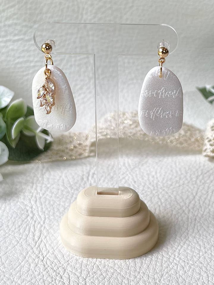 Romains (Foi) pour la vente par Eden + Clay by Ana Denae