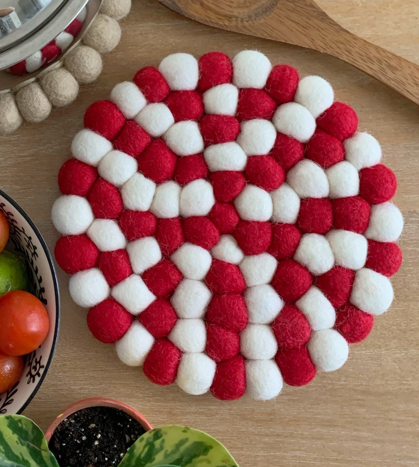 Hamro Village - Wholesale Trivet - Felt Ball Trivet8