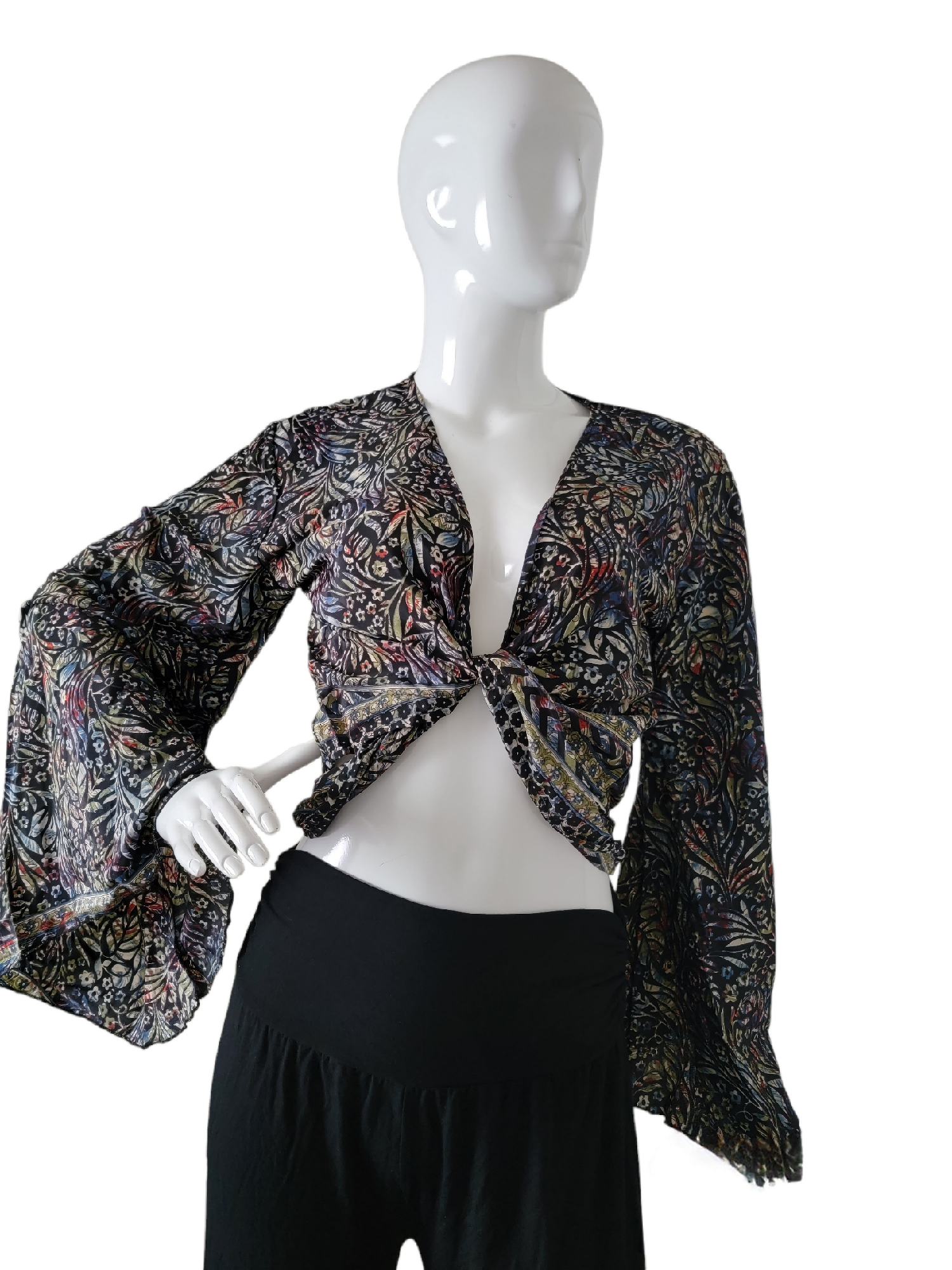 Evergreen Guardian Imports – wholesale Blouse – Women’s – TSTT-66 Long Sleeves Front Tie Top9