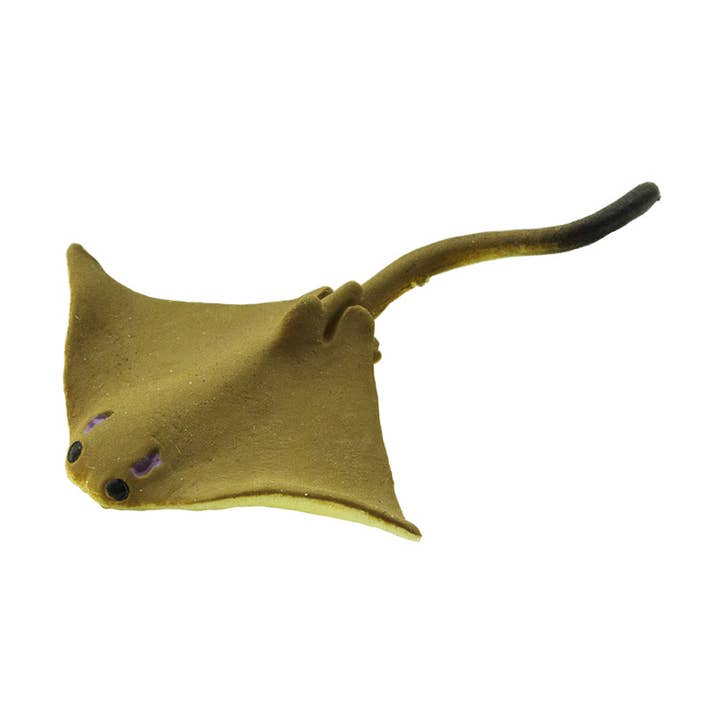 Cownose Rays - Good Luck Minis® - 345222 for wholesale by Safari Ltd.