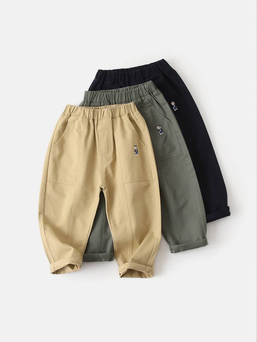 CHANG EN LLC - Vendita all'ingrosso Pantaloni - Bambini - Pantaloni casual ricamati con orso per ragazzi10