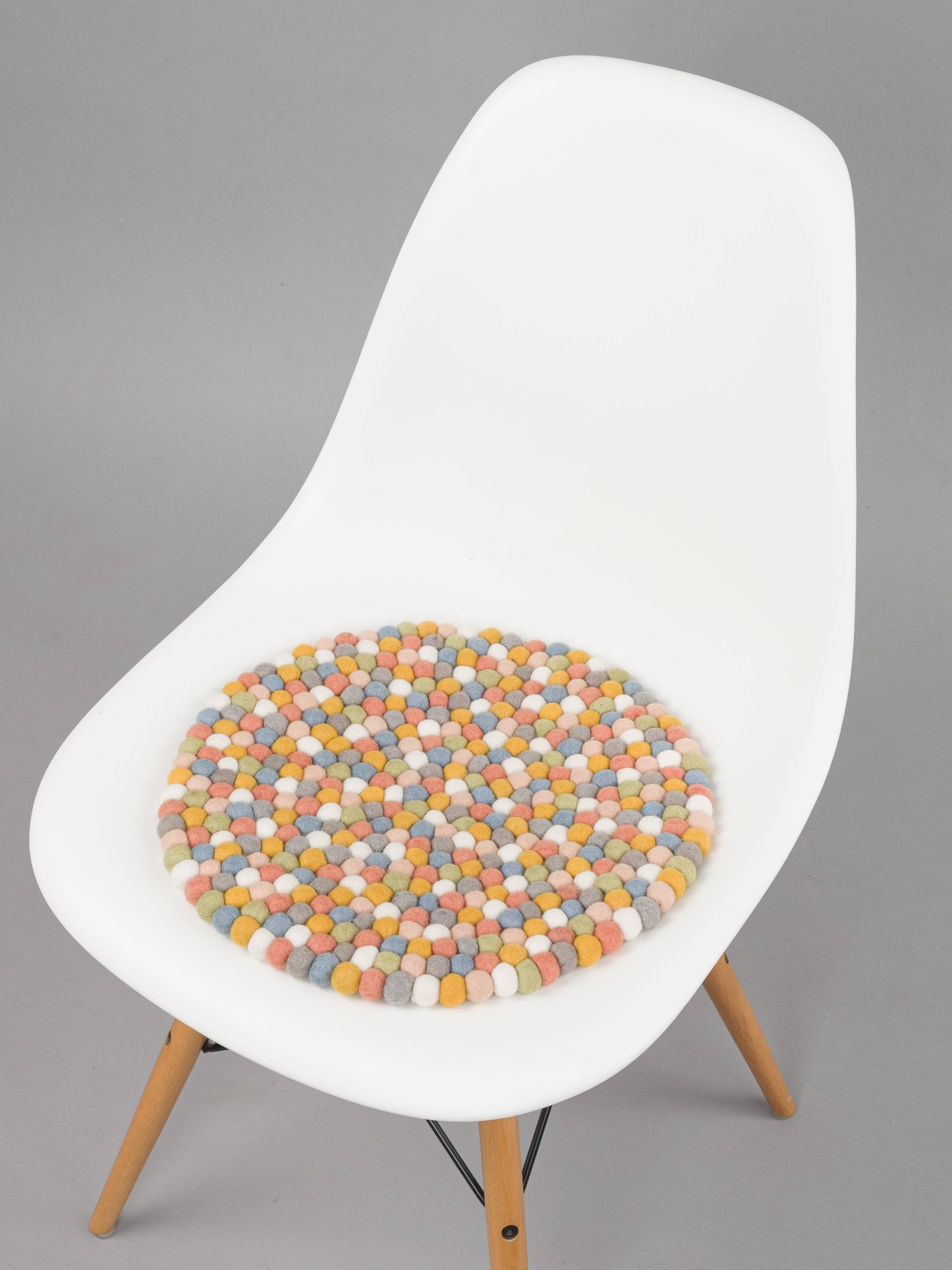 myfelt - Vente Coussins de chaise - Coussin de siège boule en feutre - Ø 36 cm - Liese 100 % laine2